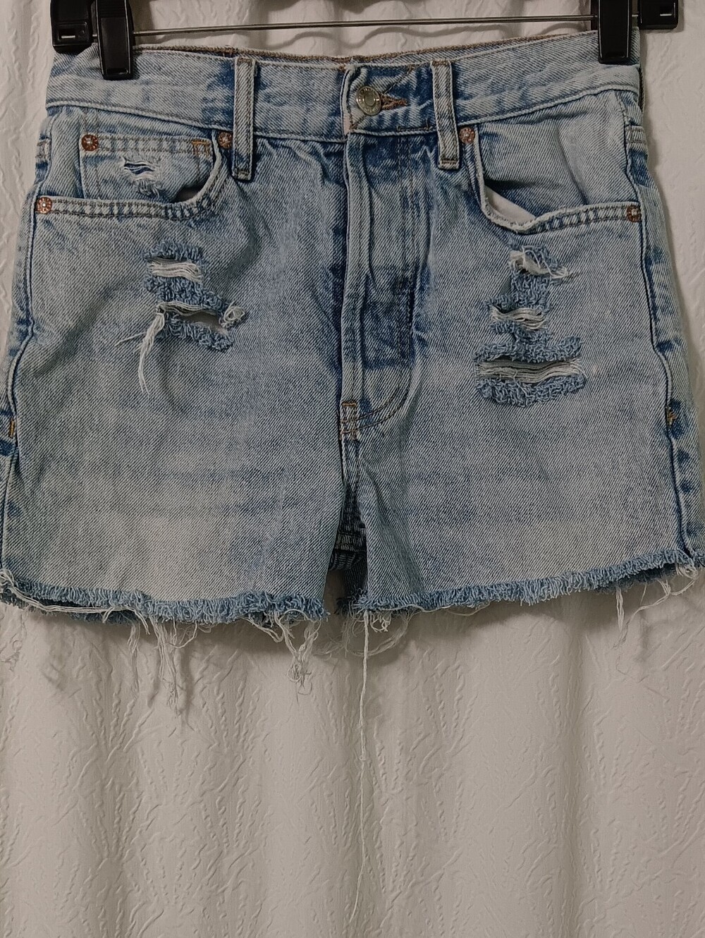 We The Free Light Wash Distressed Denim Shorts Size 24